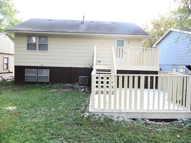 Photo - 1331 Johnson St