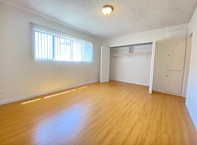 Photo - 319 S Clark Dr Unit 307