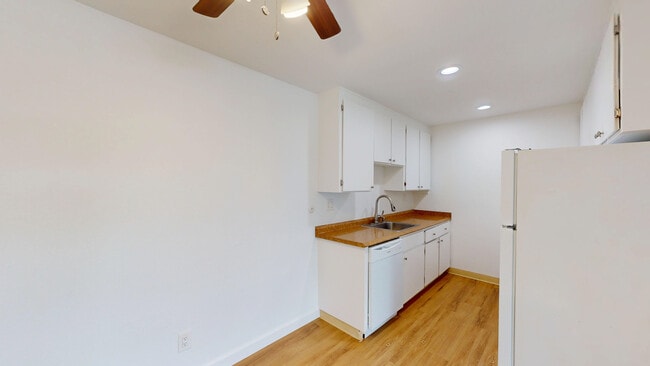 Photo - 400 Alameda del Prado Unit 400P