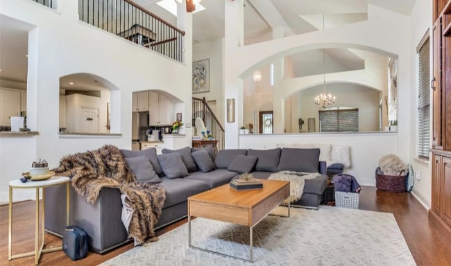 Building Photo - 2446 Chesterfield Rd