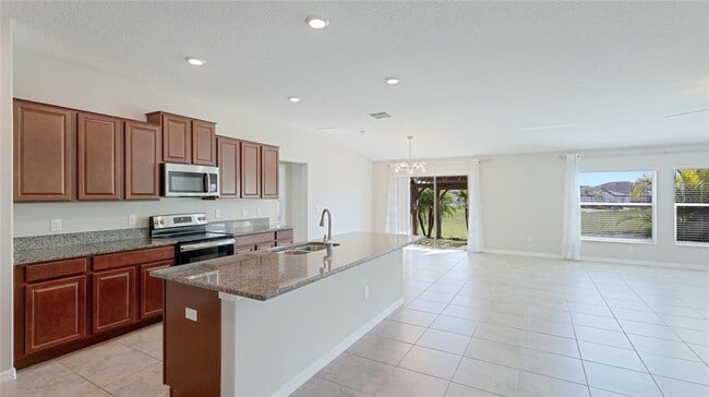 Photo - 5513 Olano St