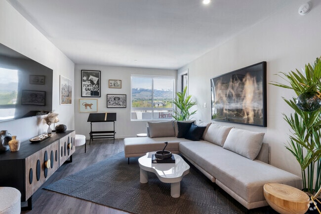 1 HAB, 1 BA - 778 ft²