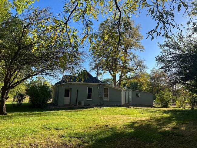 Photo - 4461 3rd N