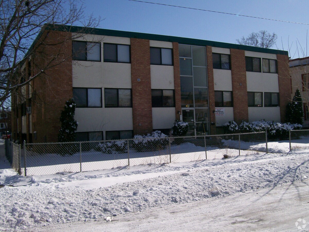 Photo - 3127 Pleasant Ave