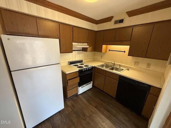 3603 Helix Ct Unit 101