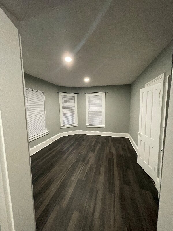 Photo - 595 William St Unit 2nd Floor