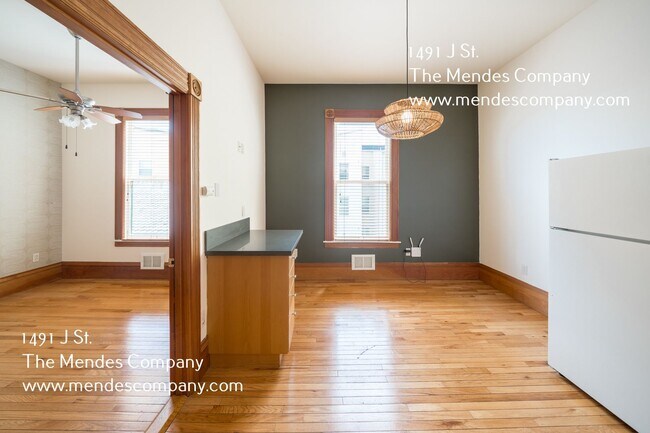 Photo - 1491 J St