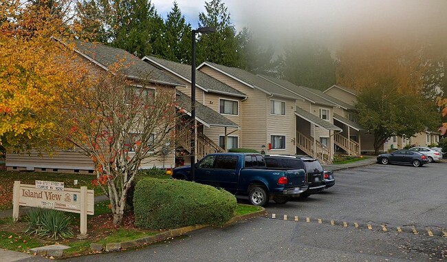 Photo - 7930 272nd St NW Unit #7930