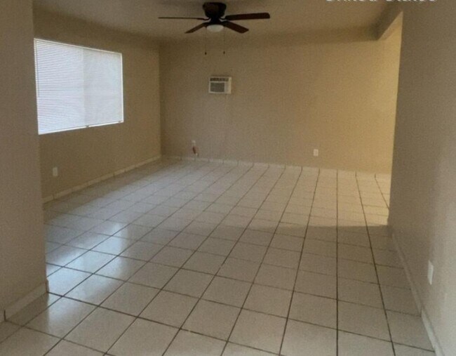 1601 W San Ricardo Blvd