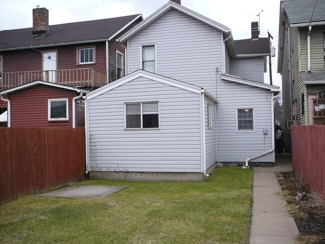 Photo - Large 3br house!