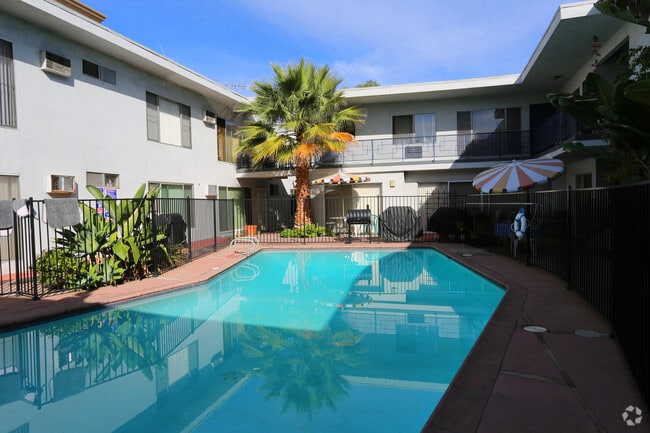 Photo - Markwell Gentry Apartments