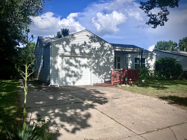 Photo - 220 German Ave House