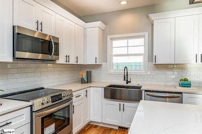 Photo - 111 Chestnut St