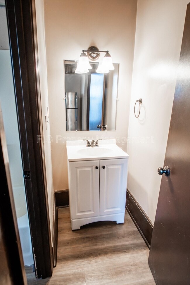 Photo - 1709 E 5th Ave Unit 2