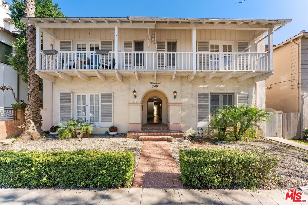 Photo - 140 S Camden Dr Unidad 202