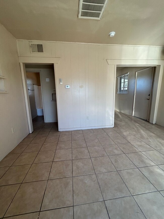 Photo - Apartment in Tucson's Historical Neighborhood! Unit Forg2130A