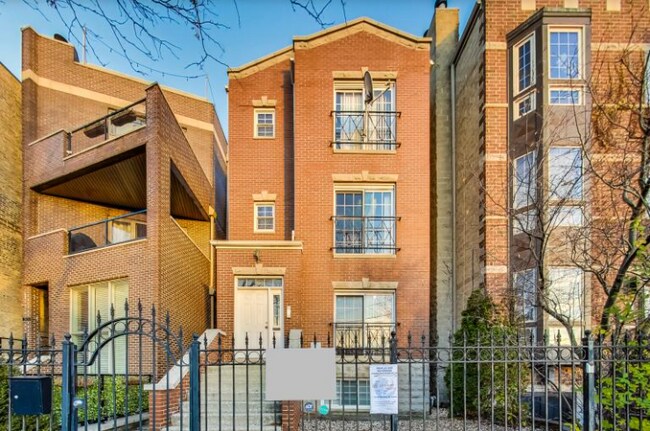 Photo - 2817 N Damen Ave Condo Unit 1