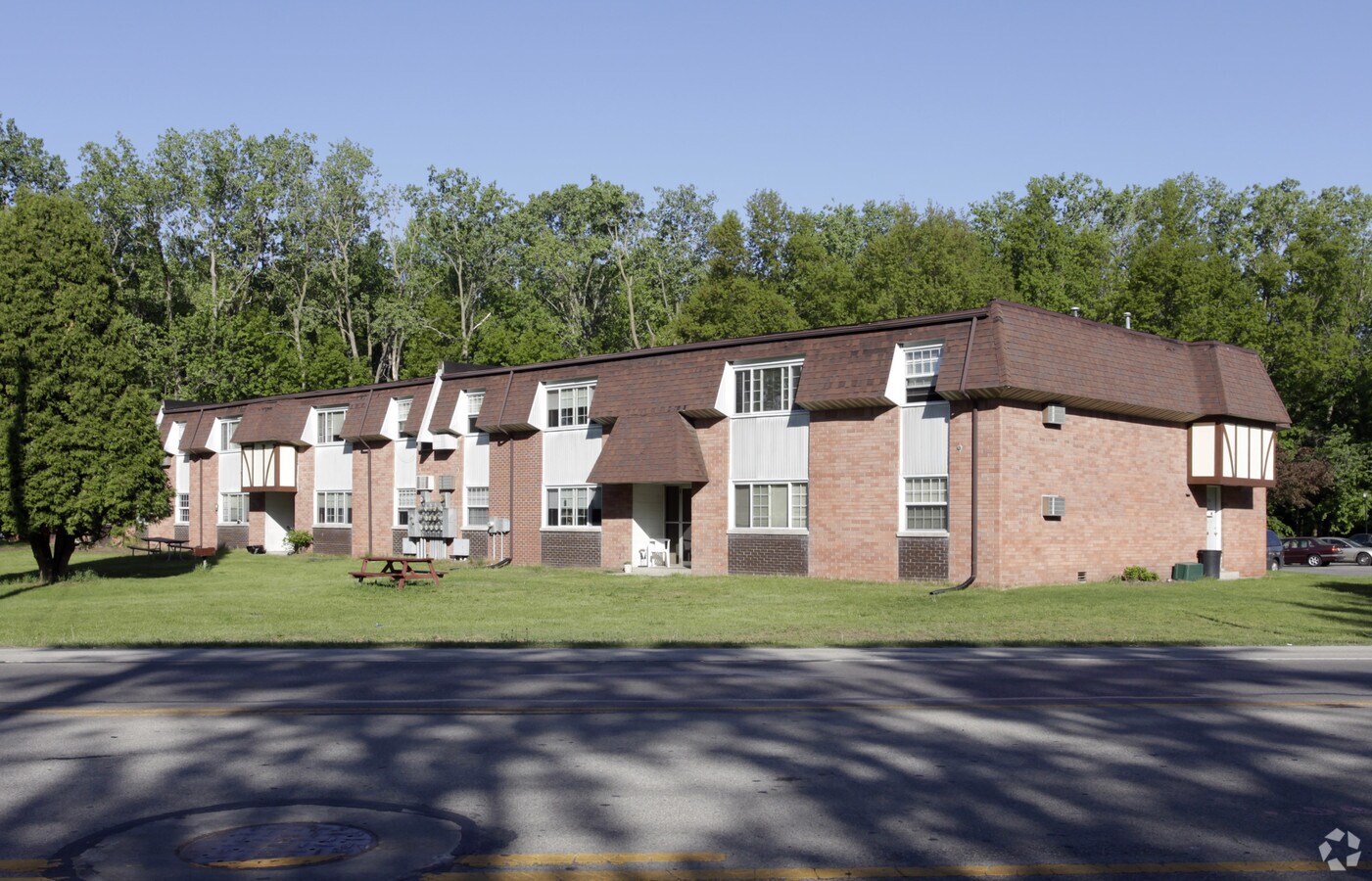 Meadow Creek - Meadow Creek Apartments