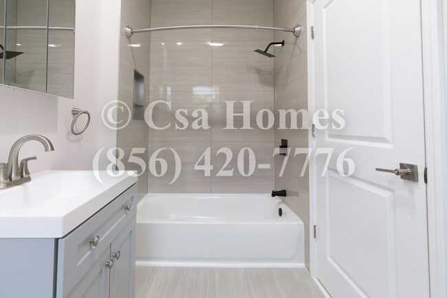 Photo - 602-604 S Broadway Unit Apt C
