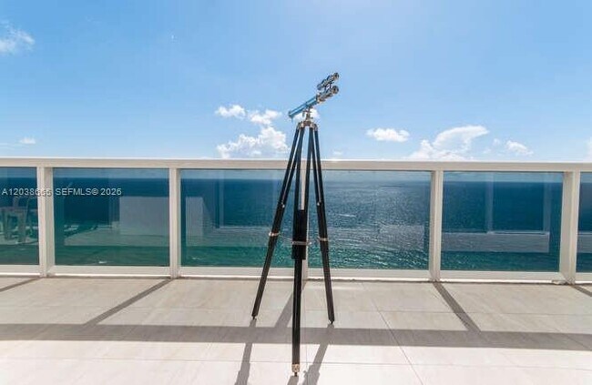 Photo - 1800 S Ocean Dr Unidad 3103
