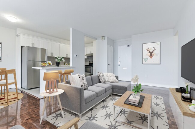 Photo - Prince Arthur Unit 02104