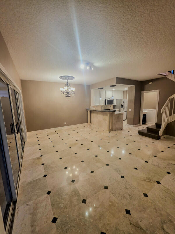 Photo - 43 Live Oak Cir