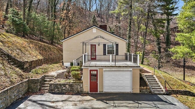 Photo - 1718 Clifton Rd