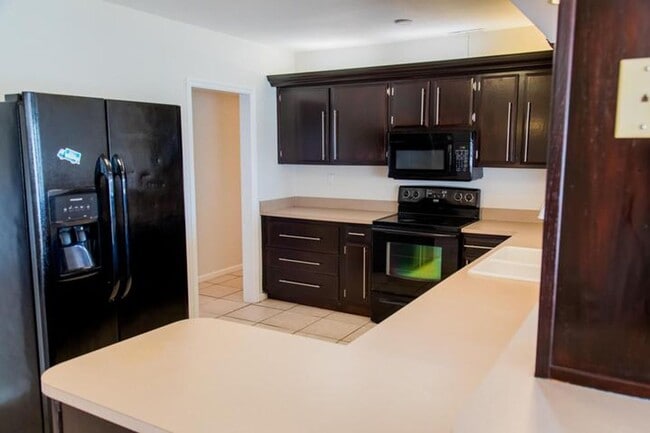 Photo - 130 SW 14th Ave