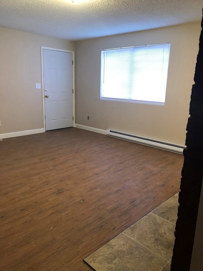Building Photo - 822 W Mansfield Ave Rental