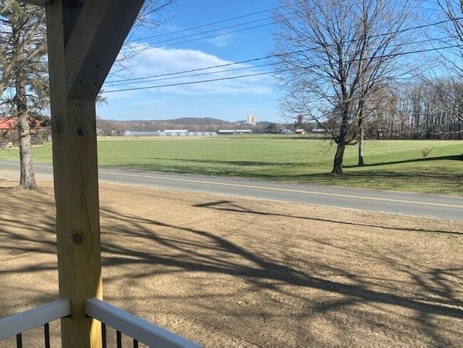Photo - 82 Comins Rd