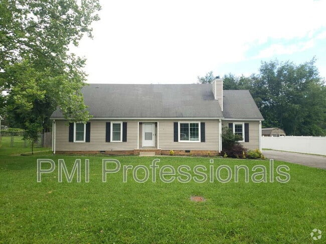 Building Photo - 218 Beechwood Cir Rental