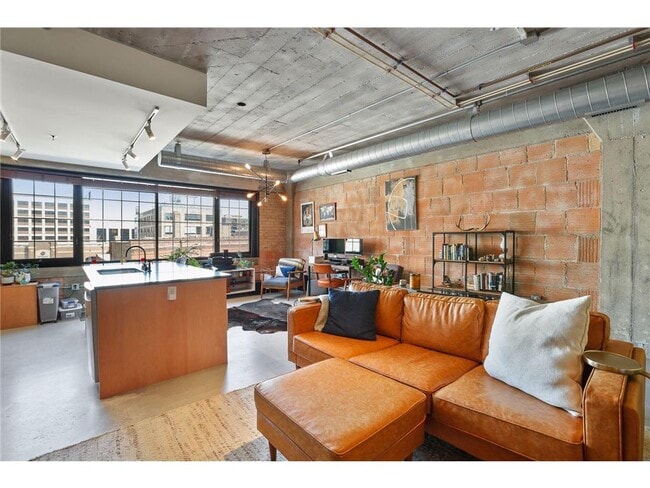 Photo - 525 N 3rd St Unidad 303