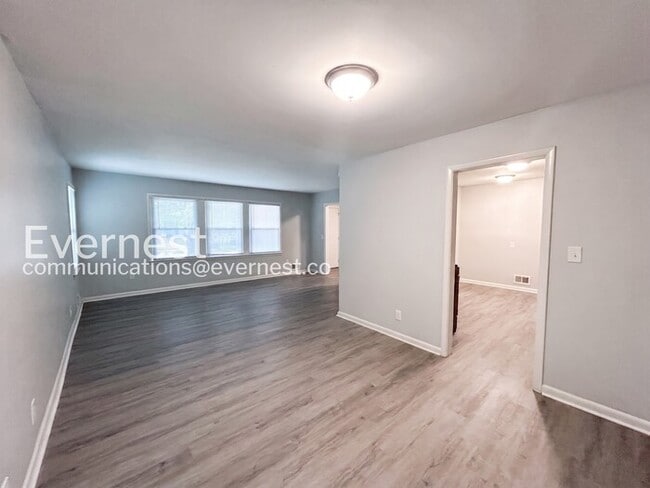 Photo - 3190 Clifton Church Rd SE