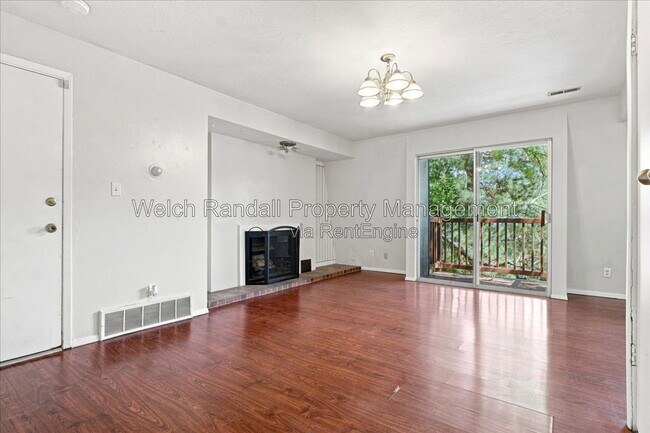 Photo - 5511 S Willow Ln Unit F