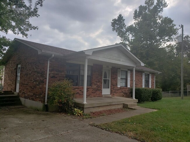 Building Photo - 105 Creekside Ct