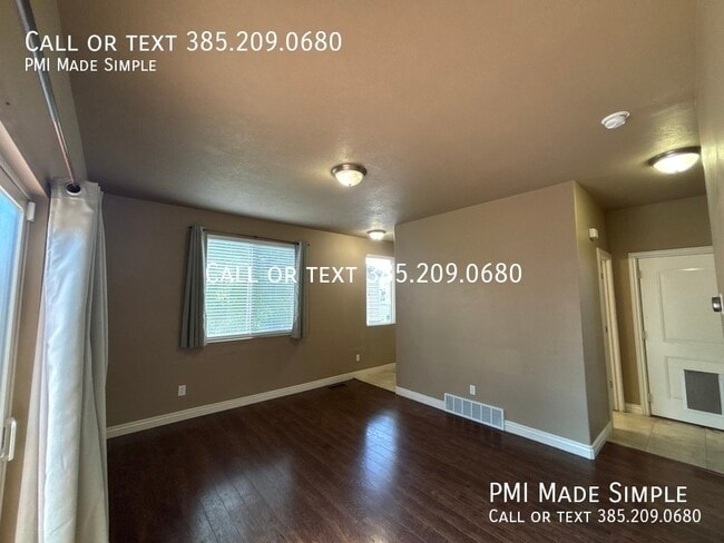 Photo - 1867 W 2250