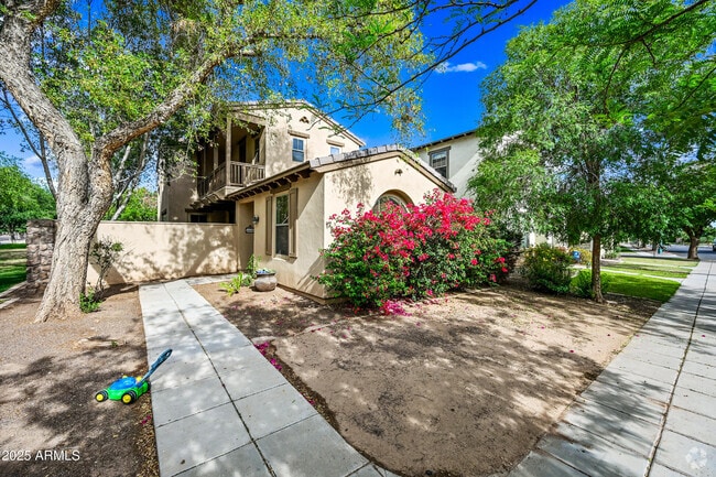 Building Photo - 15340 W Dahlia Dr Rental