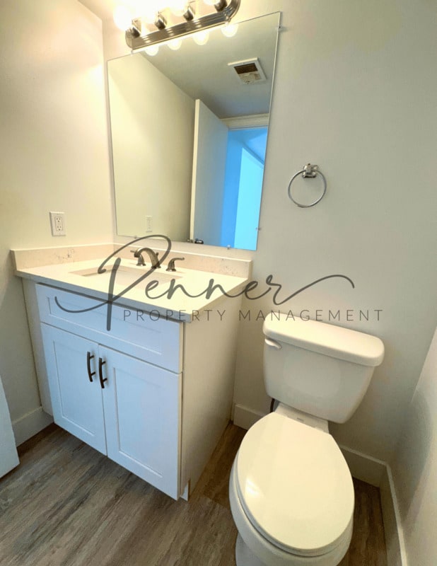 Photo - 3830 SW Harbor Dr
