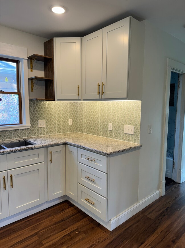 Photo - 3111 Arthur St NE