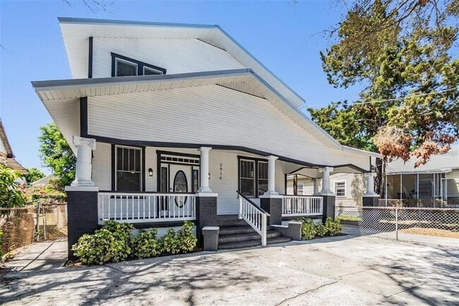 Building Photo - 2914 N 10th St Rental