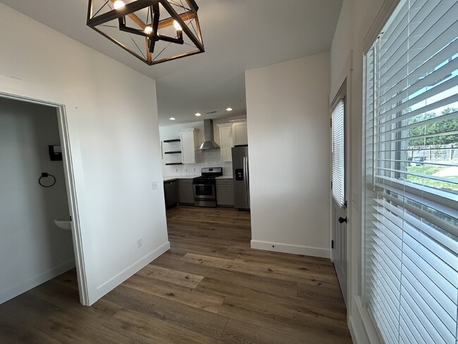 Photo - 2BD 2BA 3 STORY TOWNHOME FOR RENT