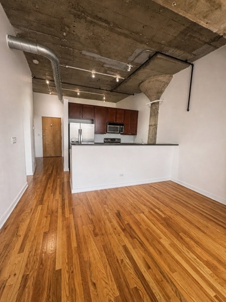 Photo - 1001 W 15th St Unit 316