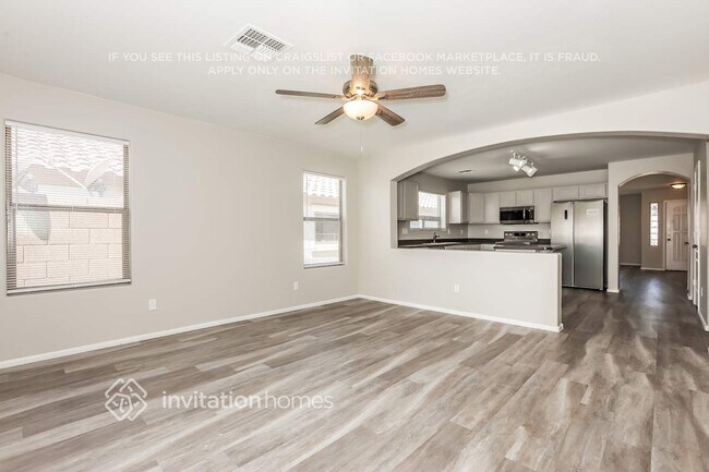 Photo - 1445 E Shari St