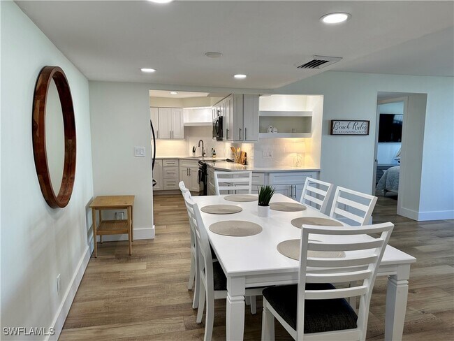 Photo - 4005 Gulf Shore Blvd N Unit 703