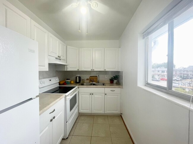 Photo - 2920 Cynthia Ln Unit 203
