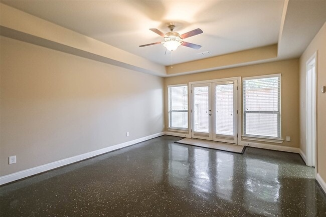 Photo - 6011 Kansas St