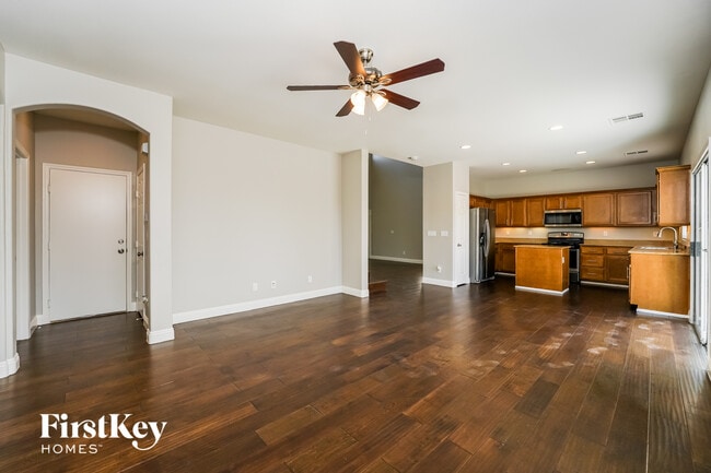 Photo - 5520 Latrobe Bluff St