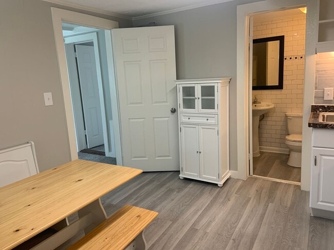 Photo - Adorable 1 Bedroom Near Downtown Greensboro