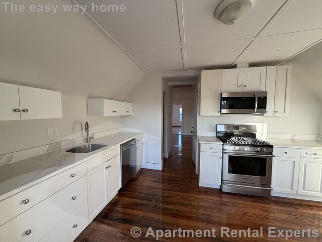 94 Morrison Ave Unit 3