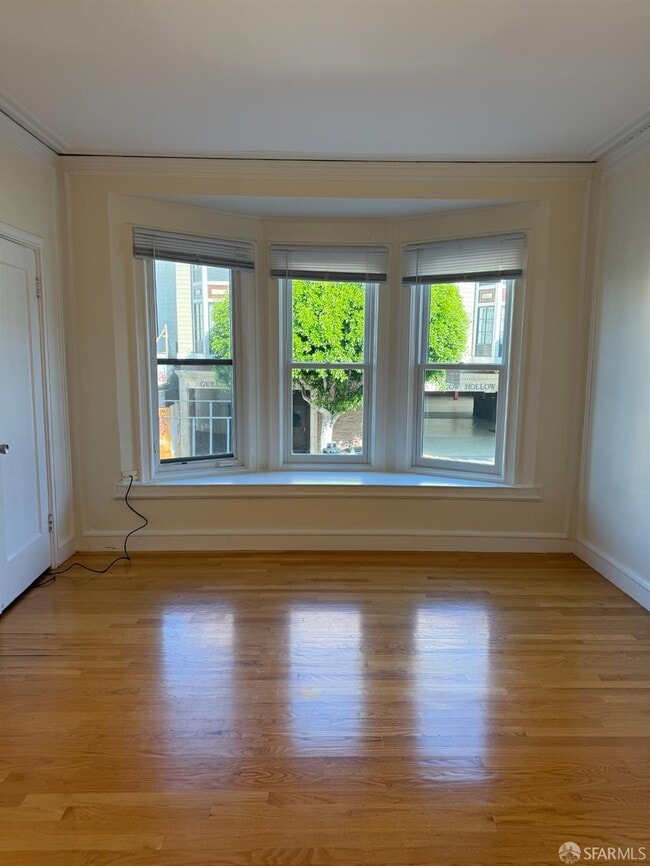 Photo - 3315 Steiner St